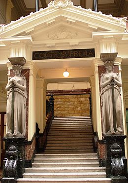 Corte Suprema ratifica rechazo a extraditar a chilenos condenados en rebeldía por tribunal francés